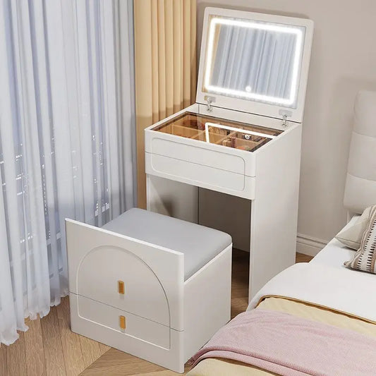 Small Dresser Set